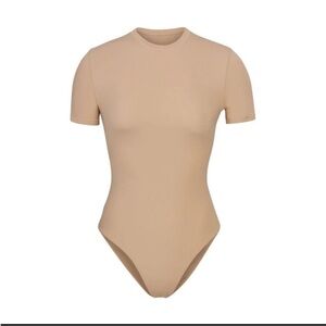Skims Fits Everybody T-Shirt Body Suit in Clay